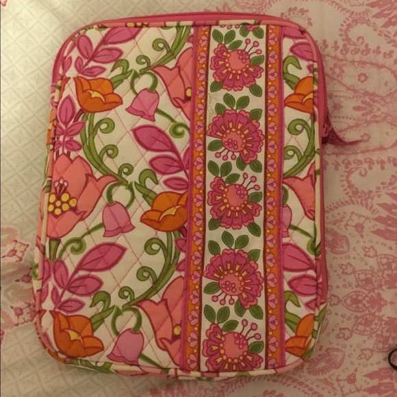 Vera Bradley Handbags - Vera Bradley iPad pouch